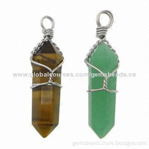 Pendant necklaces